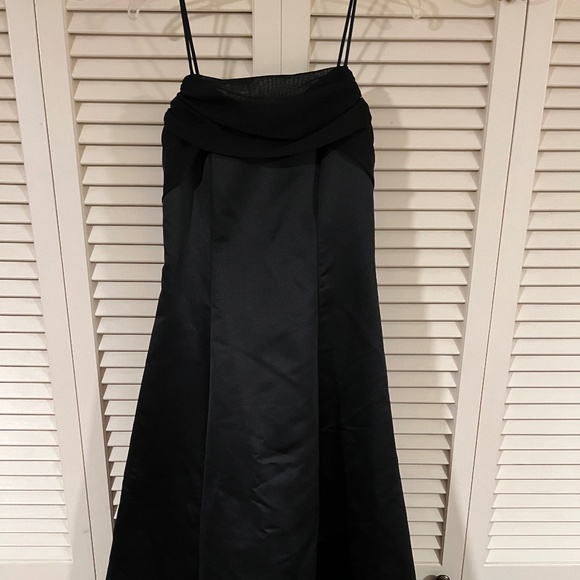Black prom/ formal dress - Picture 1 of 4